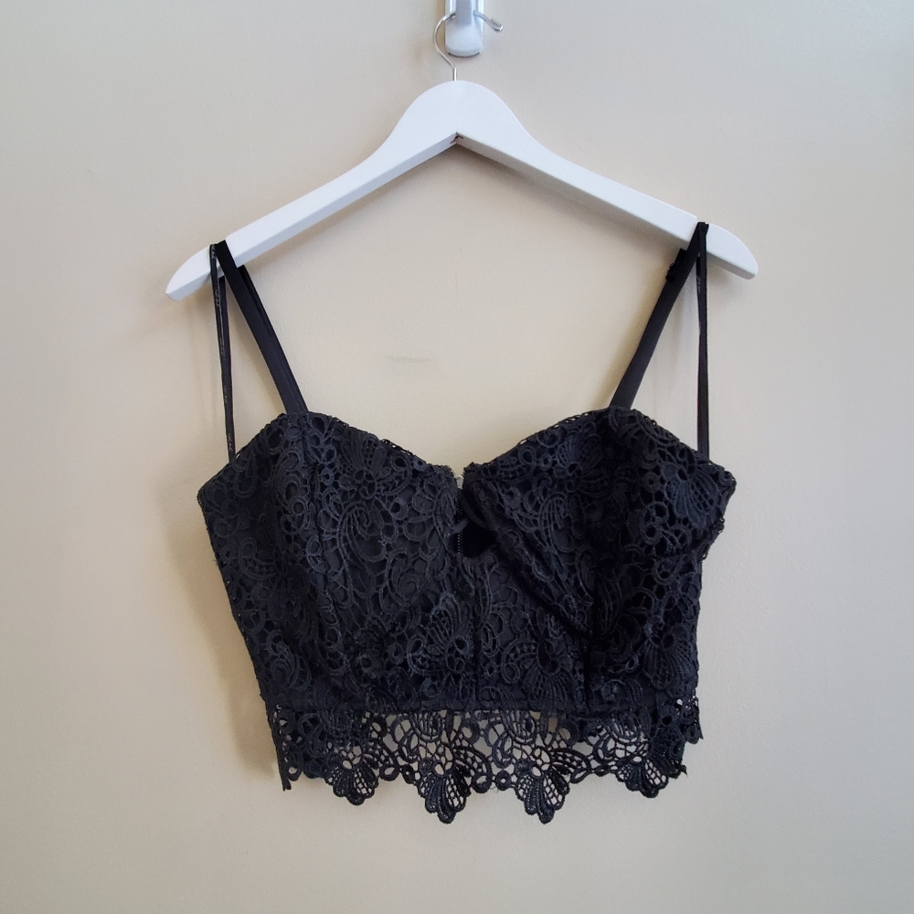 Nikibiki bralette black, lace small size. With bra wire, small